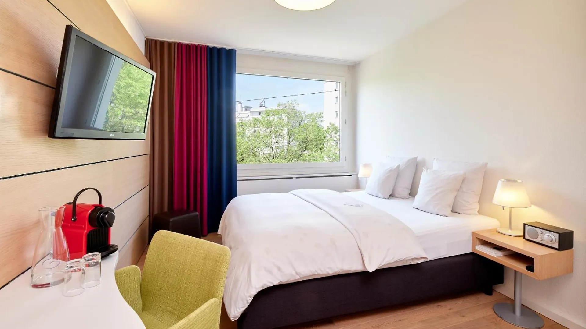 בזל Steinenschanze Charming City & Garden Hotel 3*,  שוויץ